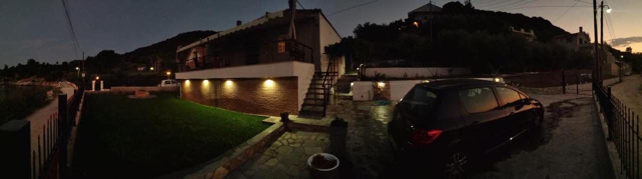 Villa Alexandra Nea Iraklitsa Buitenkant foto